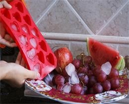 American importers purchase a number of chain restaurants silicone ice tray, 100% food grade silicone