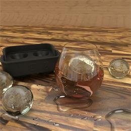 Use ice ball ice tray mold to make unique ice cubes_hanchuan