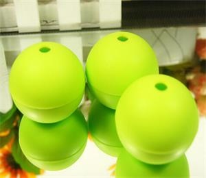 Round ball ice tray OEM from hanchuan silicone ice trays specialist!