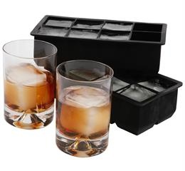 Silicone square ice cube tray keeps your drink chilled for hours without diluting It !
