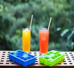Bars bring great fun to you with Hanchuan industrial this square silicone ice tray!