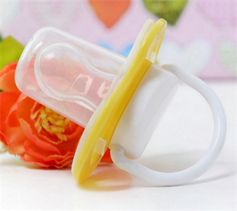 What are the advantages and disadvantages of latex and silicone pacifier?