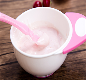 Will Baby silicone spoon be good to use? When is it for baby use?