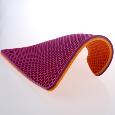 square shape silicone resistant mat